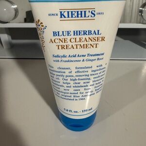Kiehl's Blue Herbal Cleanser with White and Blue Design